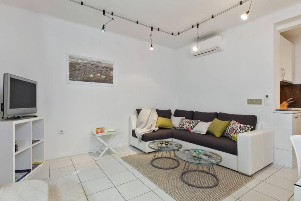 Joy4You Apt Near Beach And Center Split Exteriér fotografie